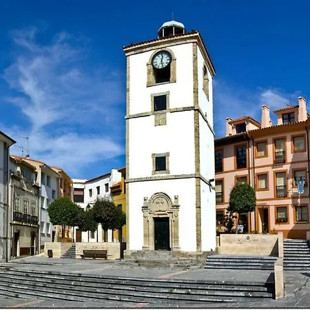 Precioso En Junto A La Playa *